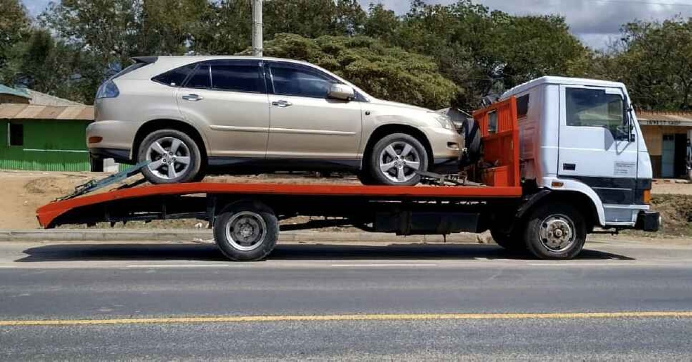 Flatbed towing protects your car from damage during transport in New Britain, CT